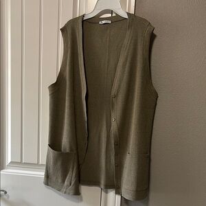 Zara Olive Green Sleeveless Cardigan Vest